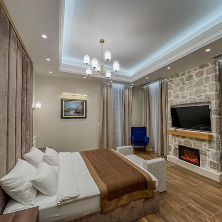 Hive Luxury Suites By Mn Property Kotor Exterior foto