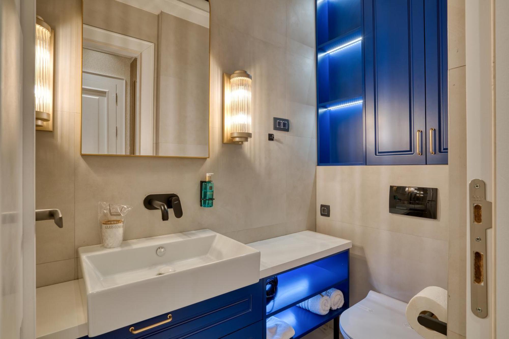 Hive Luxury Suites By Mn Property Kotor Exterior foto
